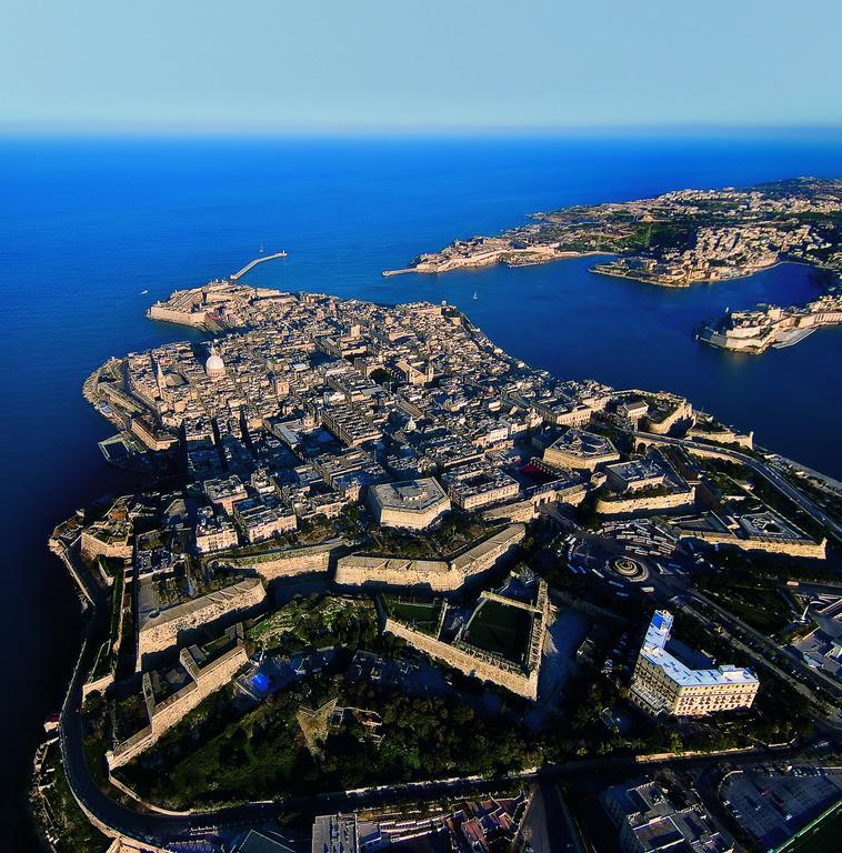 Blue Harbour 2 Bedroom Seafront Apartments With Large Terrace With Spectacular Sea Views - By Getawaysmalta San Pawl il-Baħar Extérieur photo